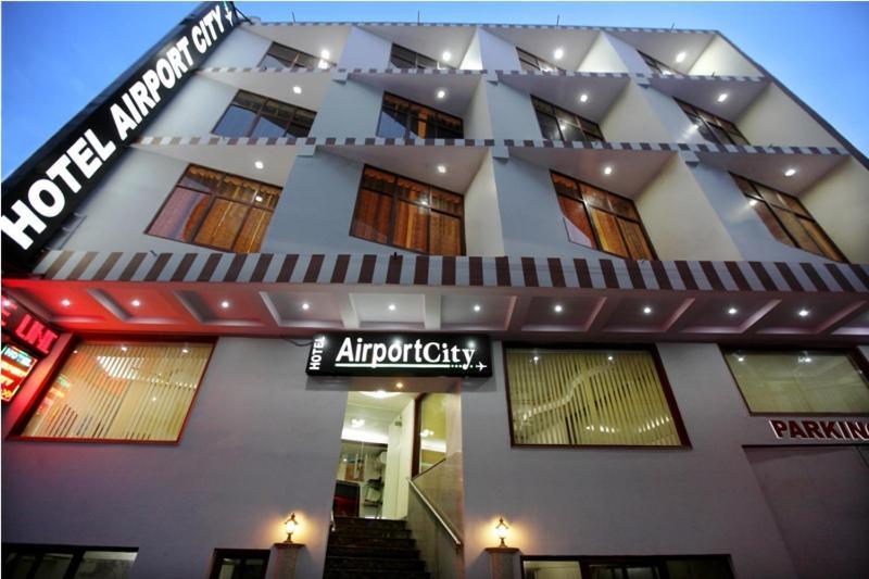 ניו דלהי Hotel Airport City Near Delhi International Airport מראה חיצוני תמונה